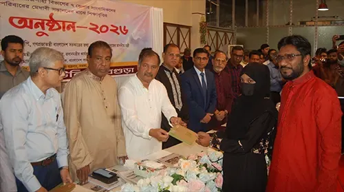 গণতন্ত্র সচল থাকে স্বাধীন সাংবাদিকতার মাধ্যমে: তথ্যমন্ত্রী