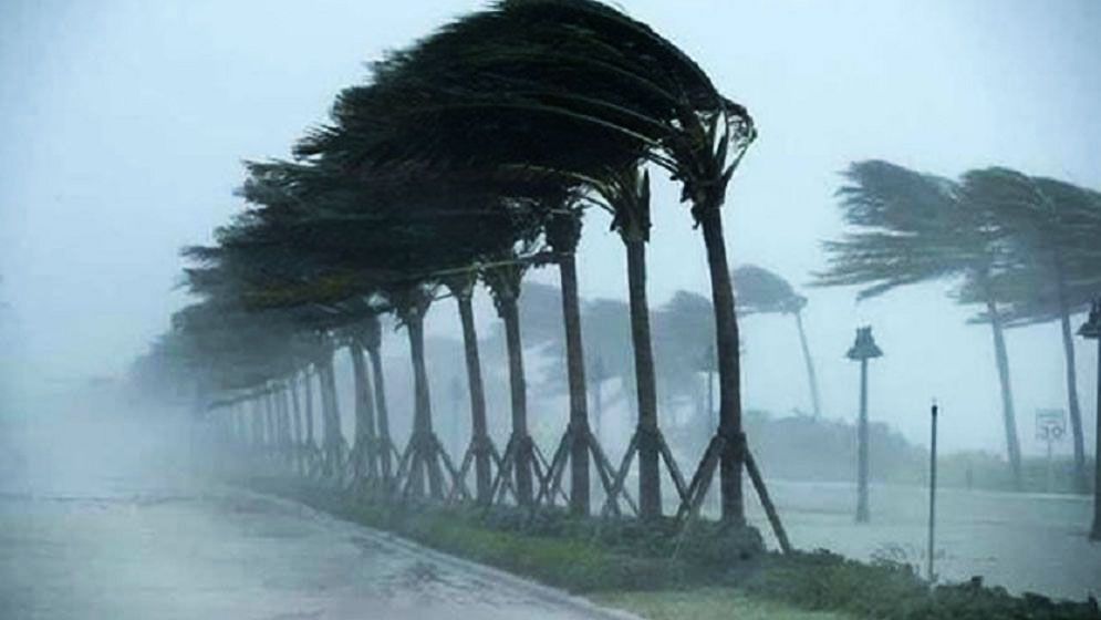 ৮ জেলায় ৬০ কিমি বেগে ঝড়ের আশঙ্কা