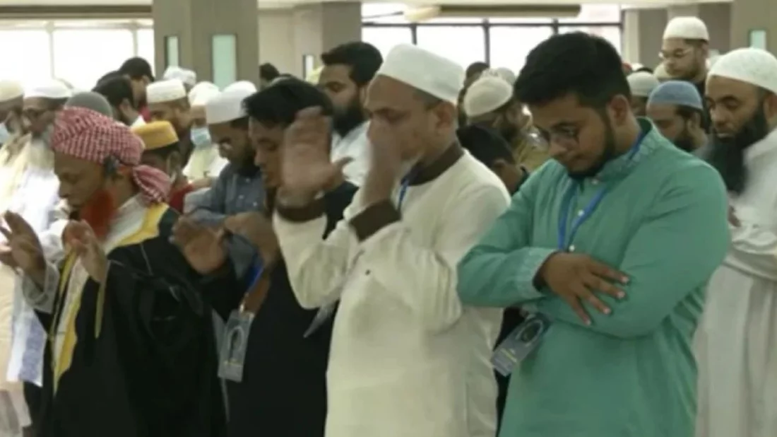 সৌদির সঙ্গে মিল রেখে রাজধানীতেও ঈদের নামাজ আদায়