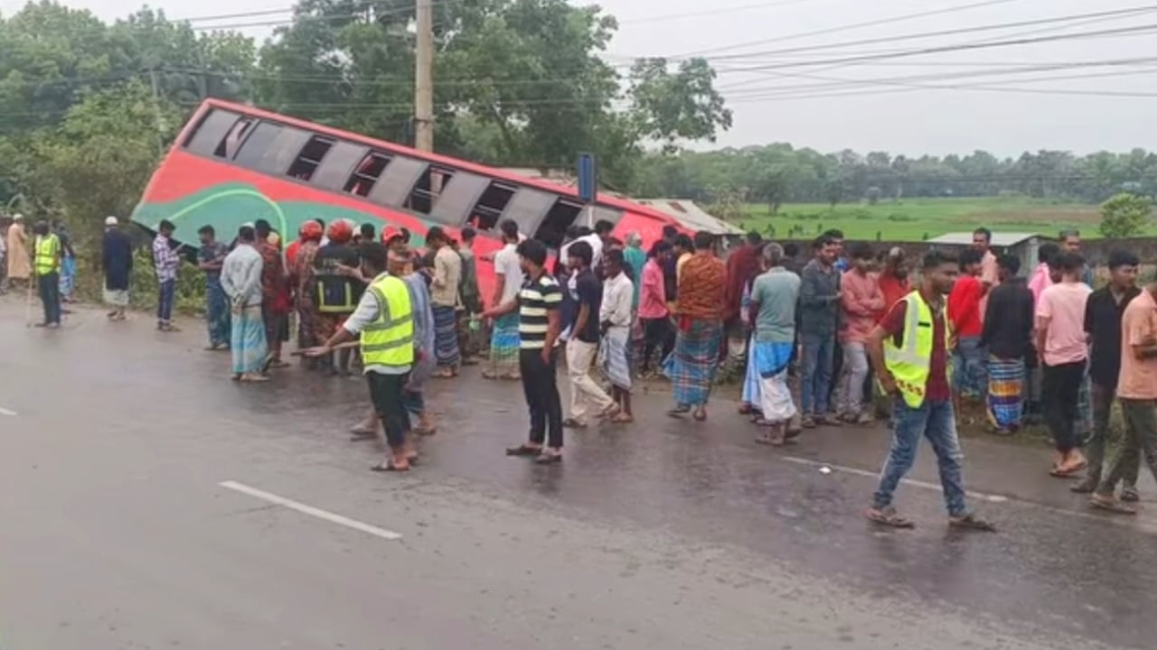 ময়মনসিংহে চার গাড়ির সংঘর্ষে নারীসহ নিহত ২, আহত ৬