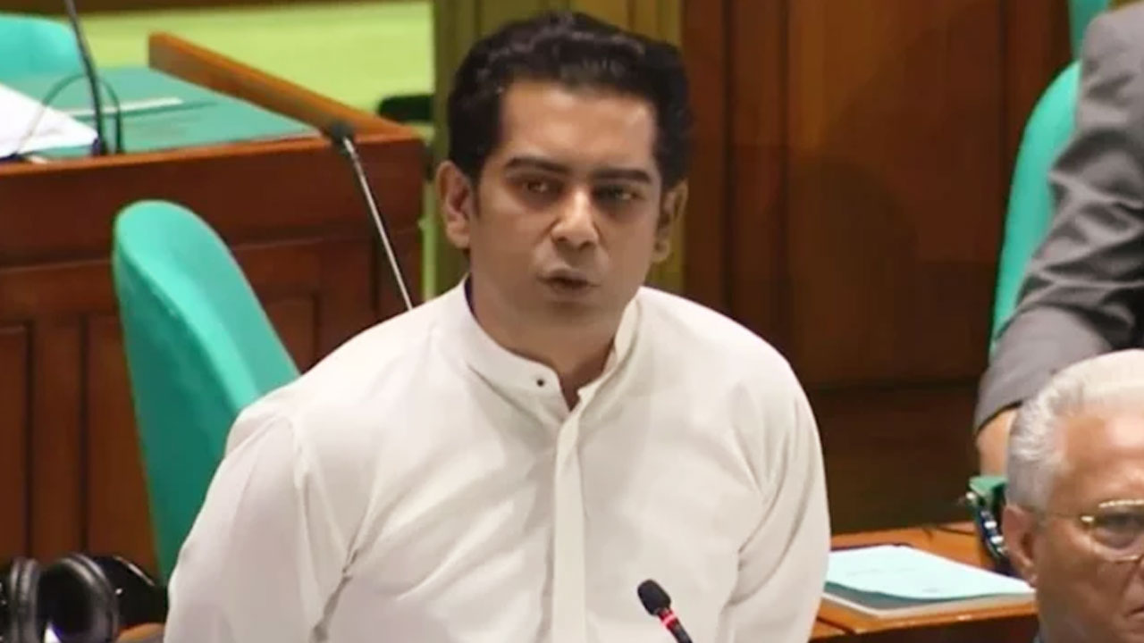 জুলাইয়ের টেন্ডার কি একাই নিয়েছেন? জামায়াতকে উদ্দেশ্য  করে আন্দালিব রহমান পার্থের তীক্ষ্ণ প্রশ্ন