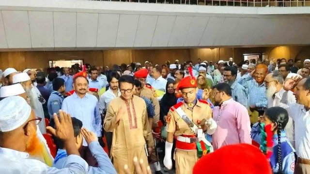যেকারণে শিক্ষামন্ত্রীর অনুষ্ঠান বর্জন করলেন সাংবাদিকরা