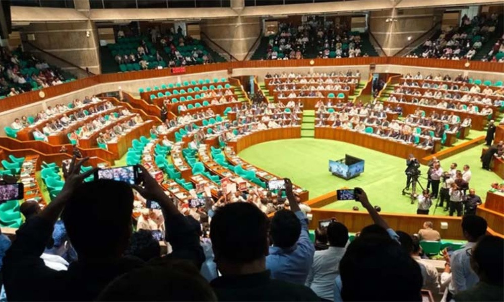 শিক্ষামন্ত্রীর অনুরোধে সংসদ গ্যালারিতে শিক্ষার্থীদের জন্য ১৫০ আসন বরাদ্দ