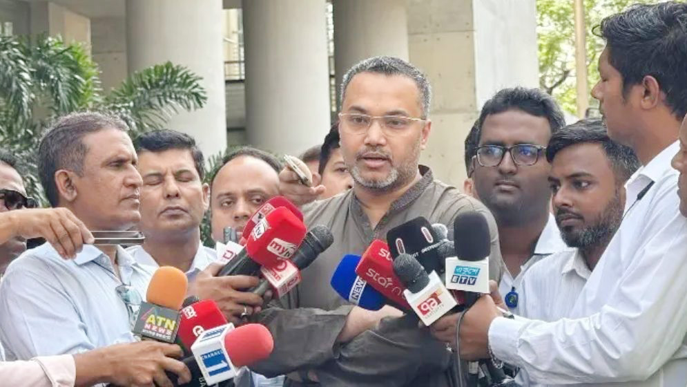 মালয়েশিয়ার শ্রমবাজার খুলতে কাজ করছে সরকার: প্রধানমন্ত্রীর উপদেষ্টা