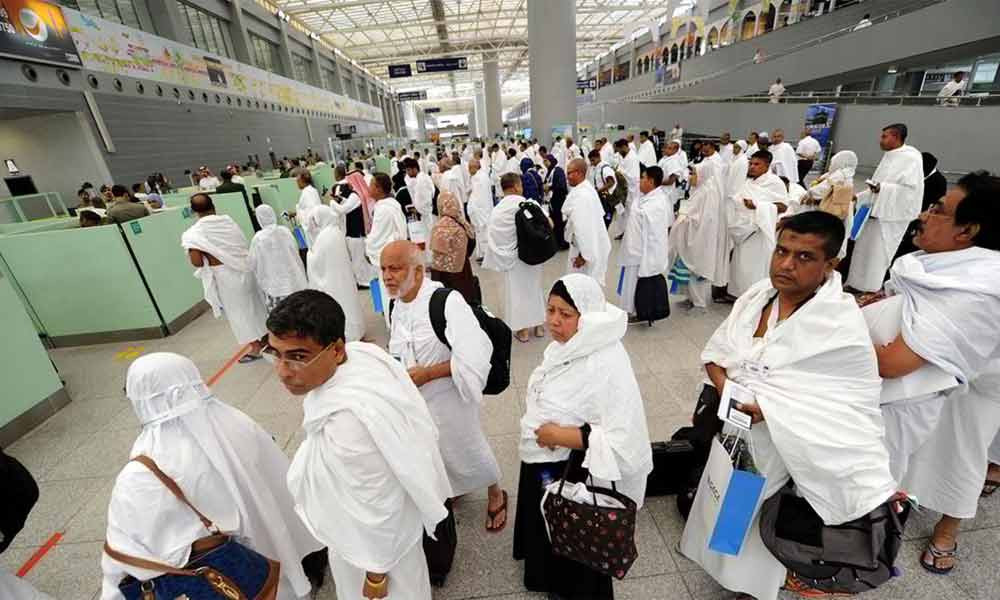 আজ মধ্যরাতে হজ ফ্লাইট শুরু, উদ্বোধন করবেন প্রধানমন্ত্রী