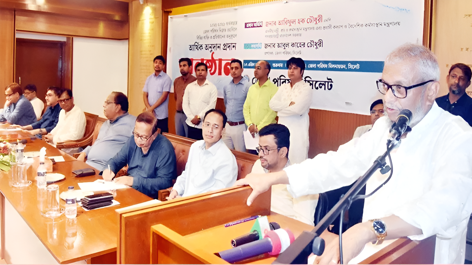 মালয়েশিয়াসহ সব দেশের শ্রমবাজার খুলবে ঈদের পর: প্রবাসী কল্যাণমন্ত্রী