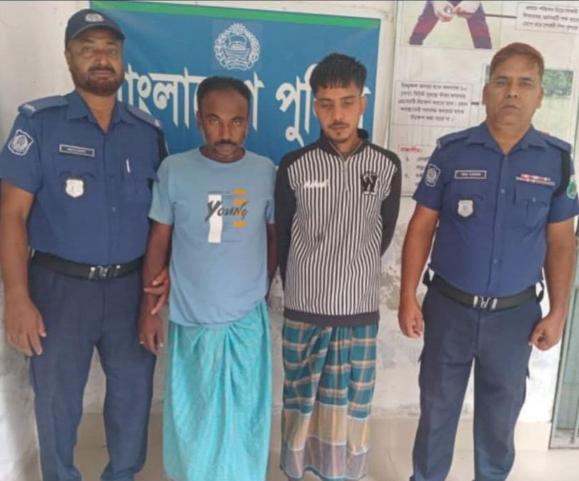 বাঘায় মাদক সেবনের দায়ে ২ যুবক আটক 