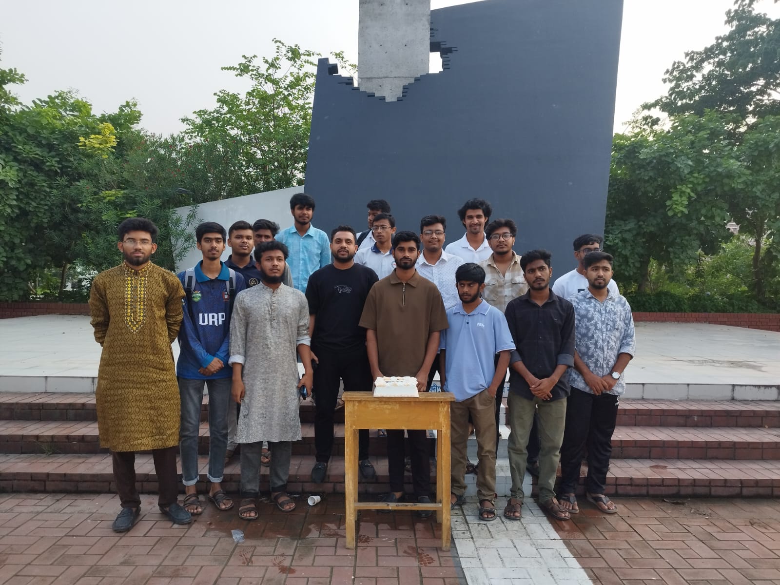 পাবিপ্রবিতে উৎসবমুখর পরিবেশে ‘পাঠকবন্ধু’র প্রতিষ্ঠাবার্ষিকী উদ্‌যাপিত