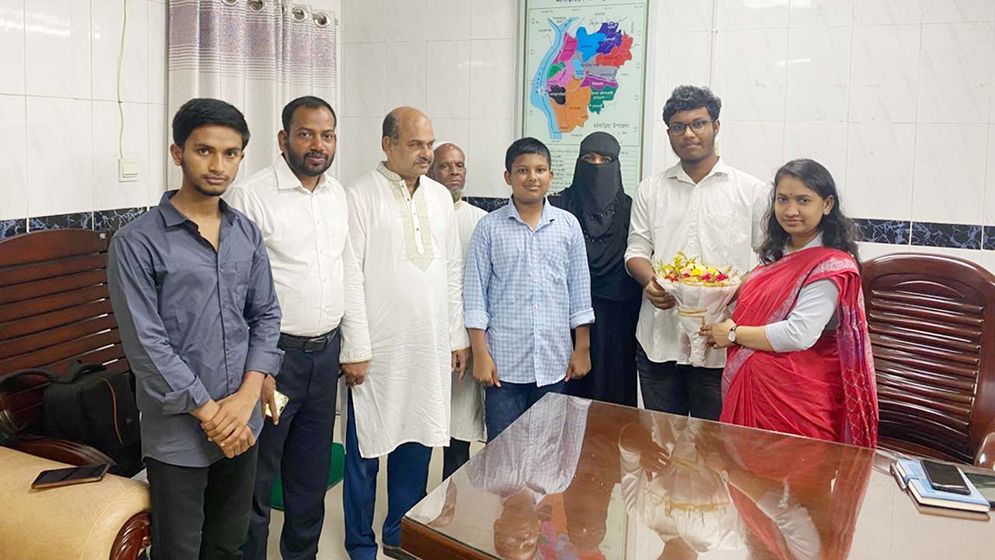 গিনিস বুকে নাম লেখালেন মঠবাড়িয়ার সিফাত