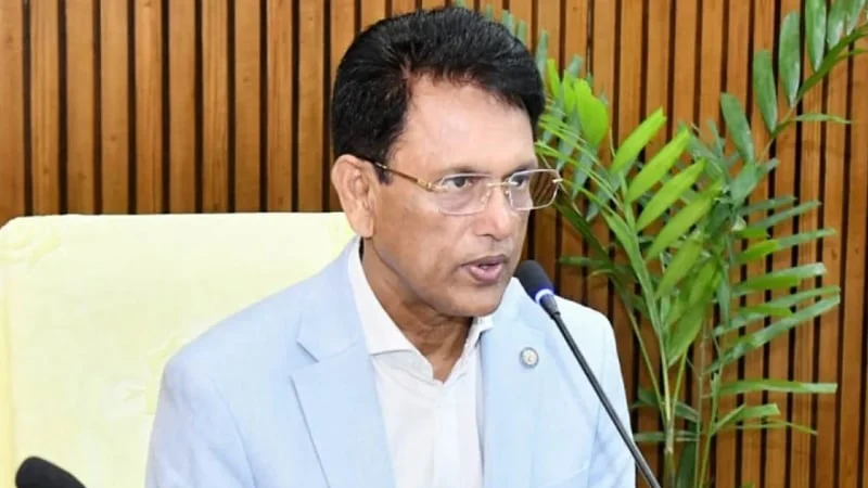 দেশের সব শিক্ষাপ্রতিষ্ঠানে সোলার প্যানেল বসানোর ঘোষণা শিক্ষামন্ত্রীর