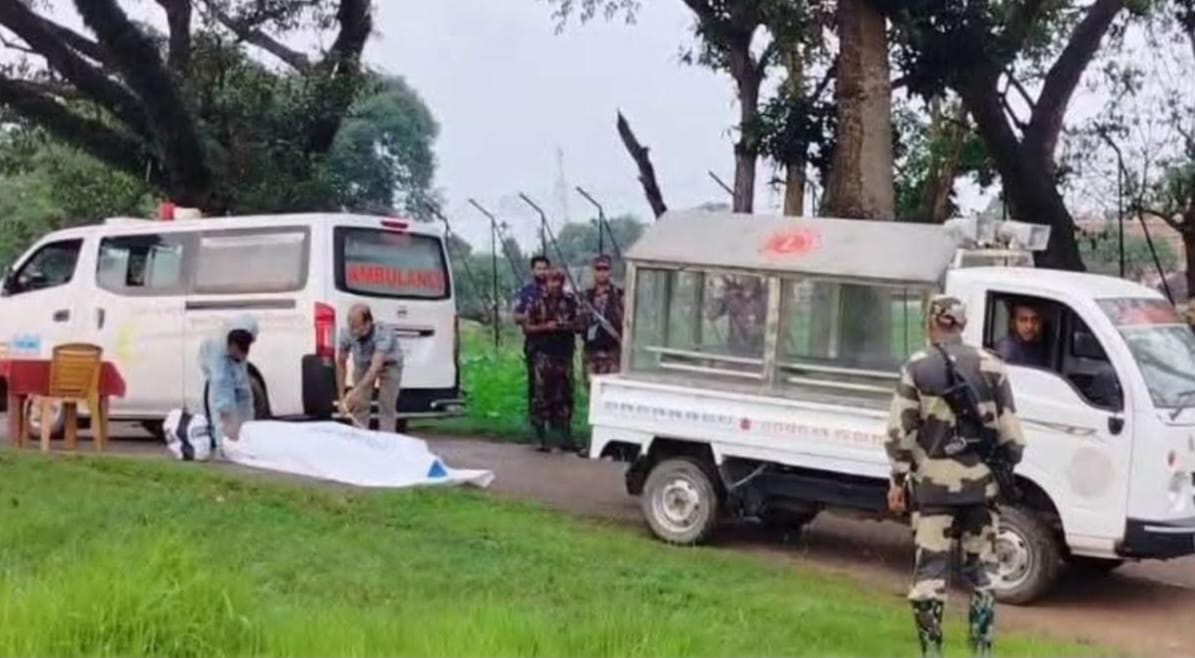 মনু নদী থেকে উদ্ধার ভারতীয় যুবকের লাশ বিএসএফের কাছে হস্তান্তর