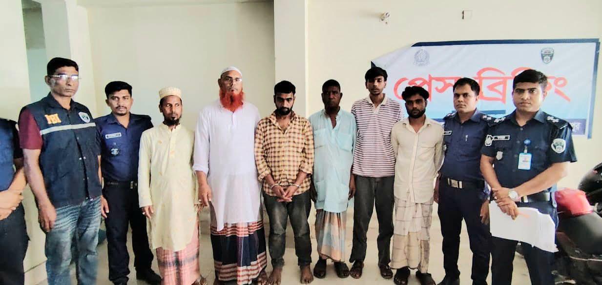 ১০ হাজার টাকার জন্য অটোরিকশাচালক হত্যা, মূলহোতাসহ আটক ৬