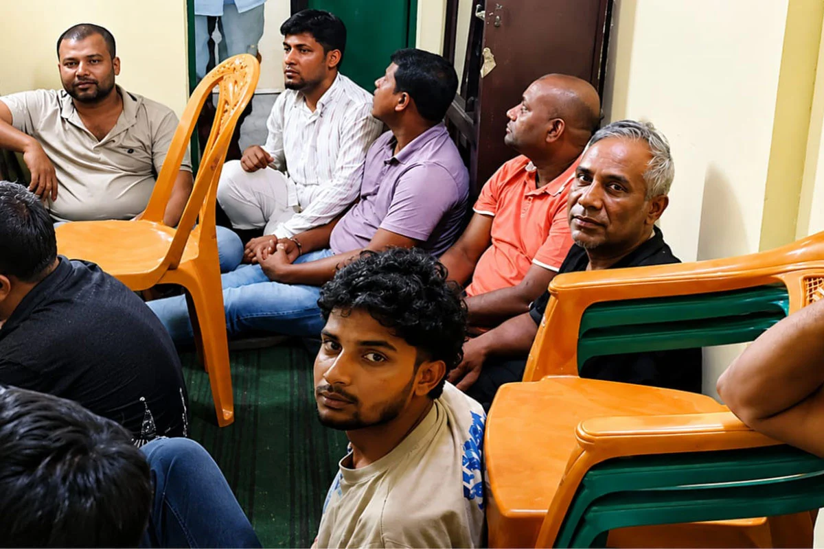 ঝটিকা মিছিলের প্রস্তুতিকালে সাভারে আওয়ামী লীগের ১৩ নেতাকর্মী আটক