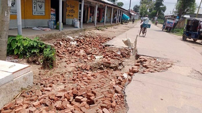মৌলভীবাজারে চার উপজেলায় ৯৫ কি:মি সড়ক ক্ষতিগ্রস্ত