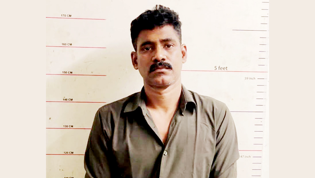 রাজধানীর মতিঝিলে শুটার বাপ্পিসহ গ্রেপ্তার ৫, উদ্ধার ৩ বিদেশি আগ্নেয়াস্ত্র
