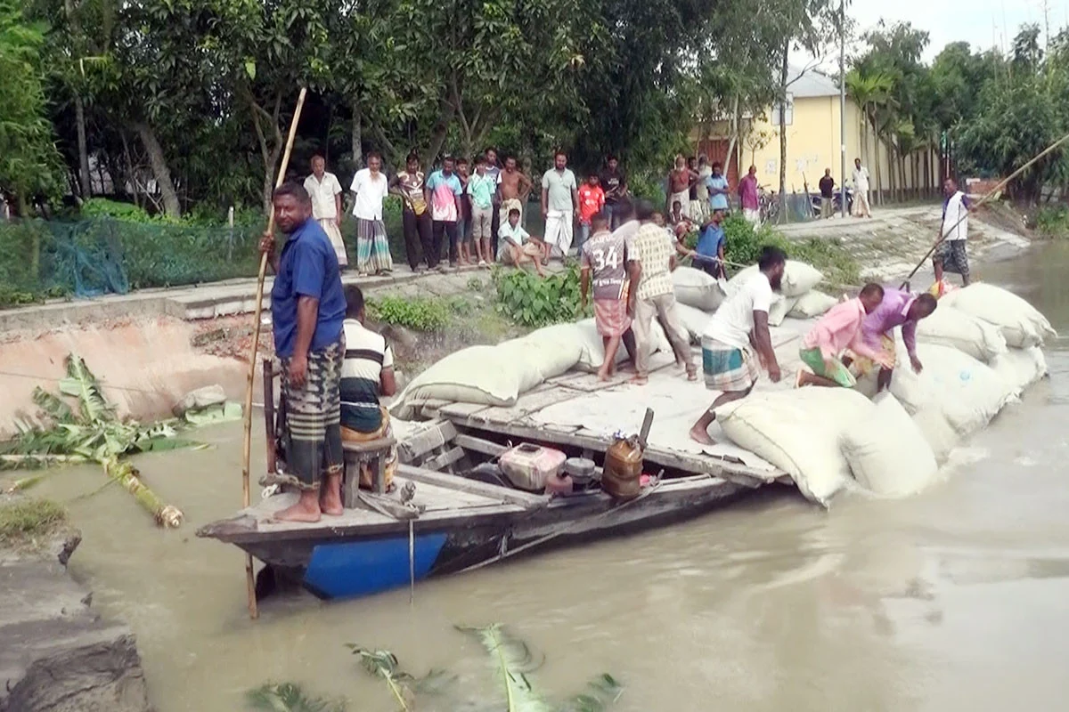 রংপুরে তিস্তার ভাঙনে নদীপাড়ে বাড়ছে আতঙ্ক
