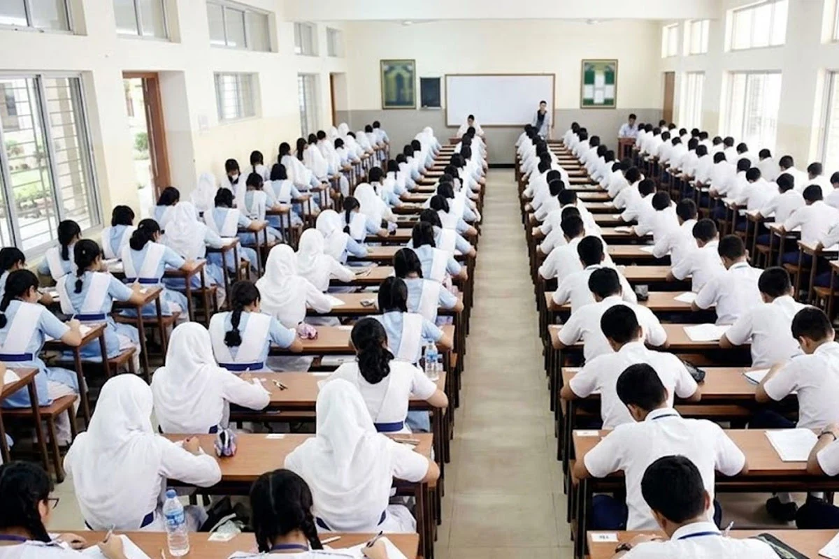 এসএসসিতে শতভাগ পাস ৬৬৯ শিক্ষাপ্রতিষ্ঠানে