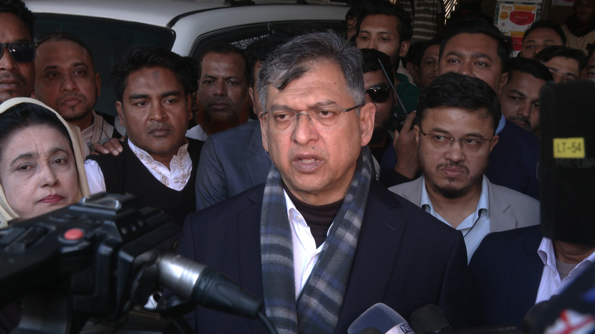 নিরপেক্ষ নির্বাচনই মানুষের চাওয়া: সালাহউদ্দিন আহমদ