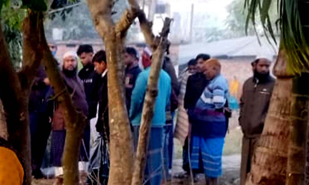 ফকিরহাটে বাগান থেকে গৃহবধূর ঝুলন্ত মরদেহ উদ্ধার