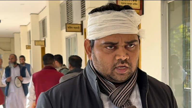 মাদারীপুরে স্কুলশিক্ষককে হাতুড়িপেটা