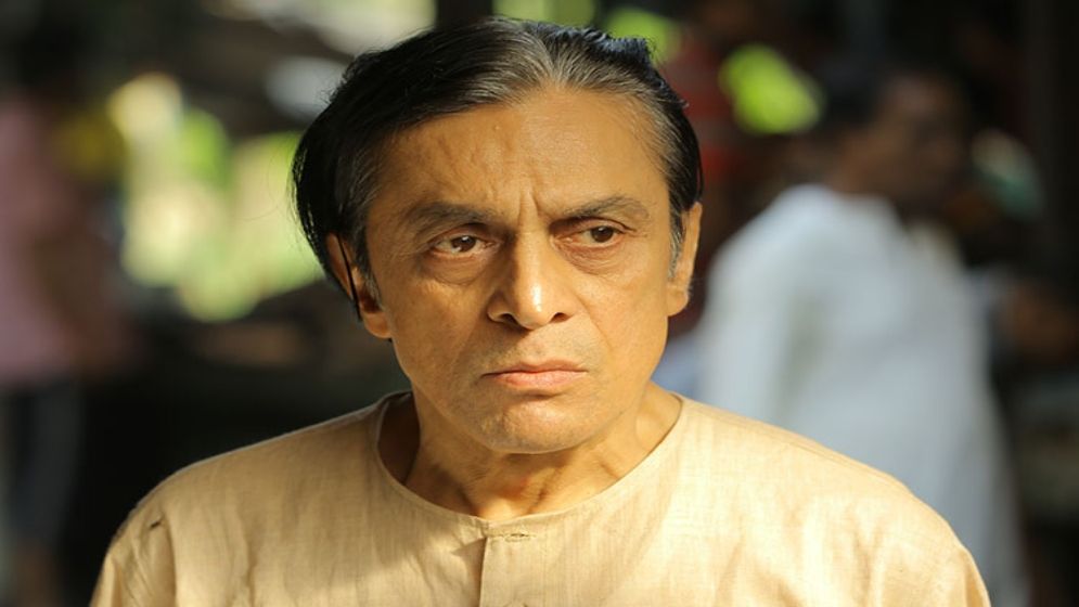 হাঁটুর বয়সি মেয়ের প্রেমে শুভাশিস