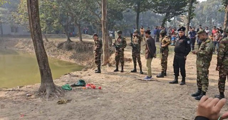 গাজীপুরে মাছ ধরার জালে উঠে এলো ৭ ককটেল