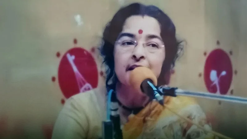 গৃহকর্মীর ছুরিকাঘাতে প্রাণ গেল সংগীতশিল্পীর