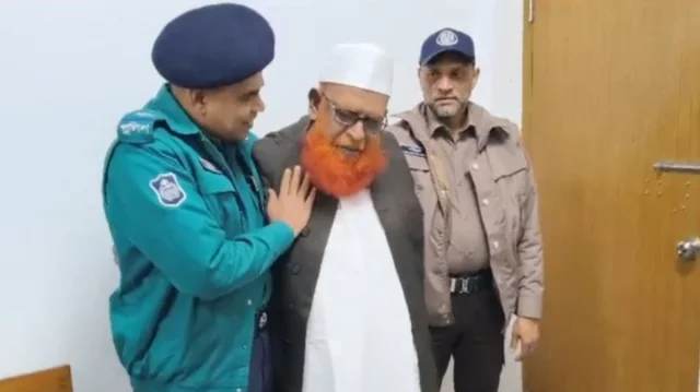 মানবতাবিরোধী মামলার মৃত্যুদণ্ডপ্রাপ্ত পলাতক আসামি আবুল কালাম আজাদ আন্তর্জাতিক ট্রাইব্যুনালে আত্মসমর্পণ