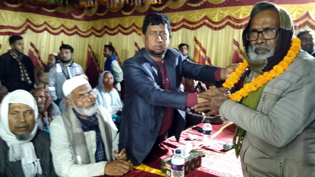 বিএনপিতে যোগ দিলেন আওয়ামী লীগের ৫ শতাধিক নেতাকর্মী