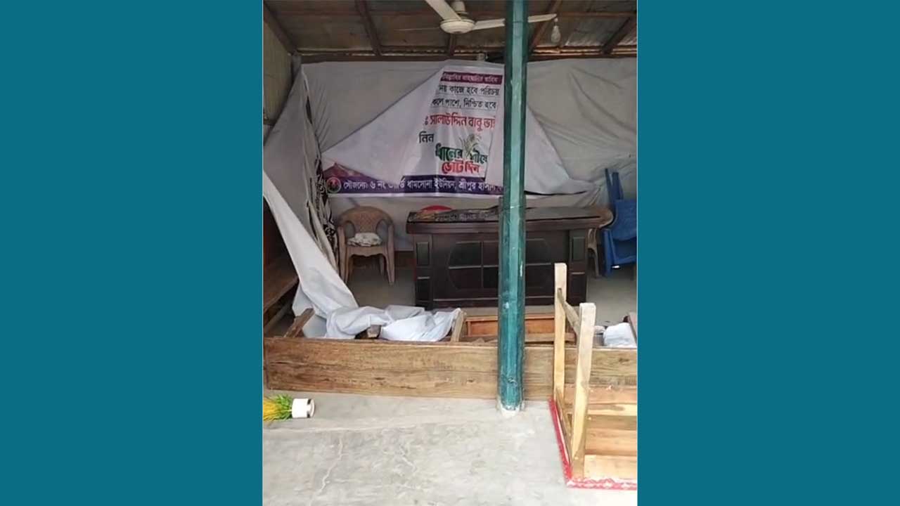 আশুলিয়ায় বিএনপির দুই গ্রুপের সংঘর্ষ ও ভাঙচুর