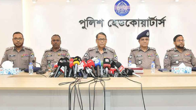 ৪২,৭৭৯টি ভোটকেন্দ্রের মধ্যে ৮,৭৭০টি ভোটকেন্দ্র  ঝুঁকিপূর্ণ; আইজিপি