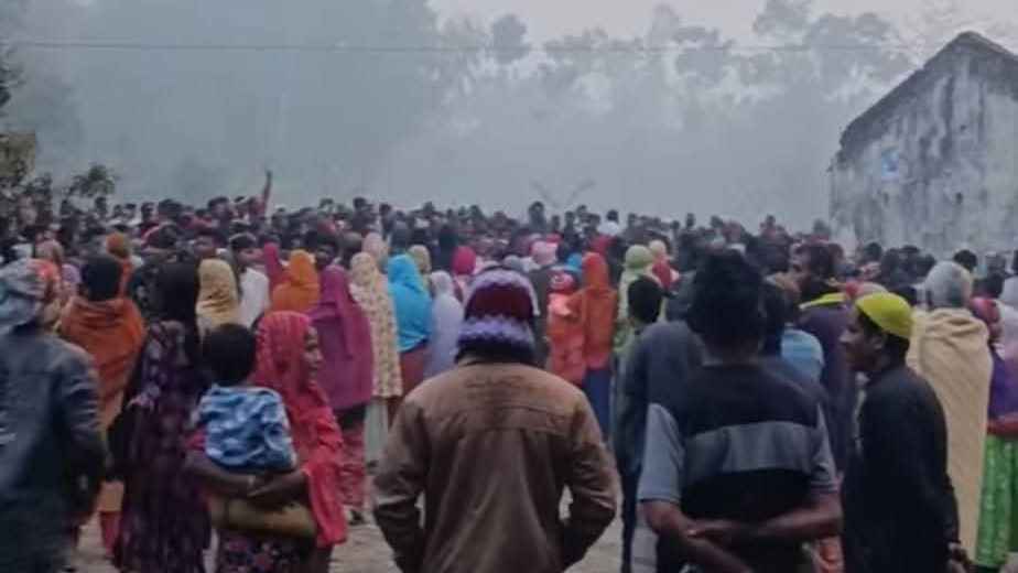 গাইবান্ধায় ডাকাত সন্দেহে দুইজনকে পিটিয়ে হত্যা