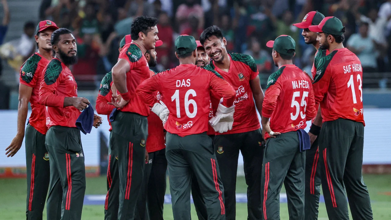 ইংলিশ লিগে সর্বোচ্চ দামের তালিকায় মুস্তাফিজ, ড্রাফটে ২৩ বাংলাদেশি