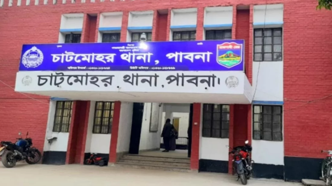 চাটমোহরে আধিপত্য বিস্তার নিয়ে প্রতিপক্ষের গুলিতে আহত ২
