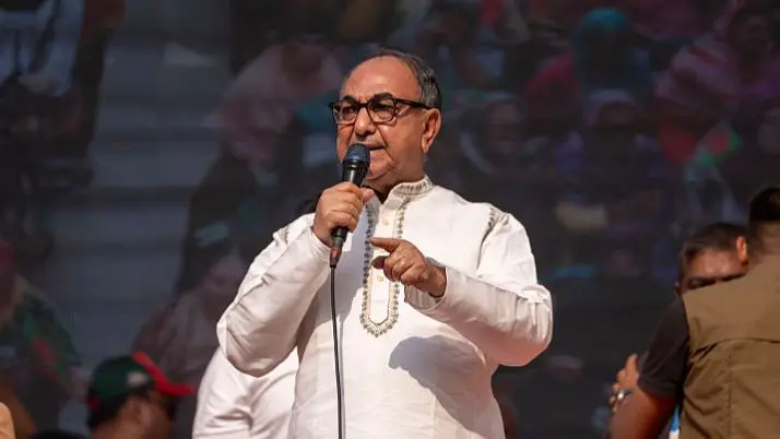 সন্ধ্যায় এয়ার অ্যাম্বুলেন্সে সিঙ্গাপুরে নেওয়া হবে মির্জা আব্বাসকে