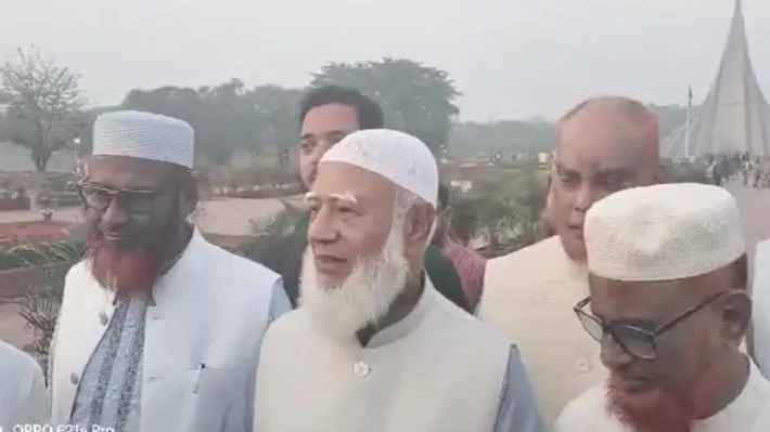 ‘নৈতিক দায়িত্ব পালন করতে এসেছি’, স্মৃতিসৌধে শ্রদ্ধা শেষে জামায়াত আমির