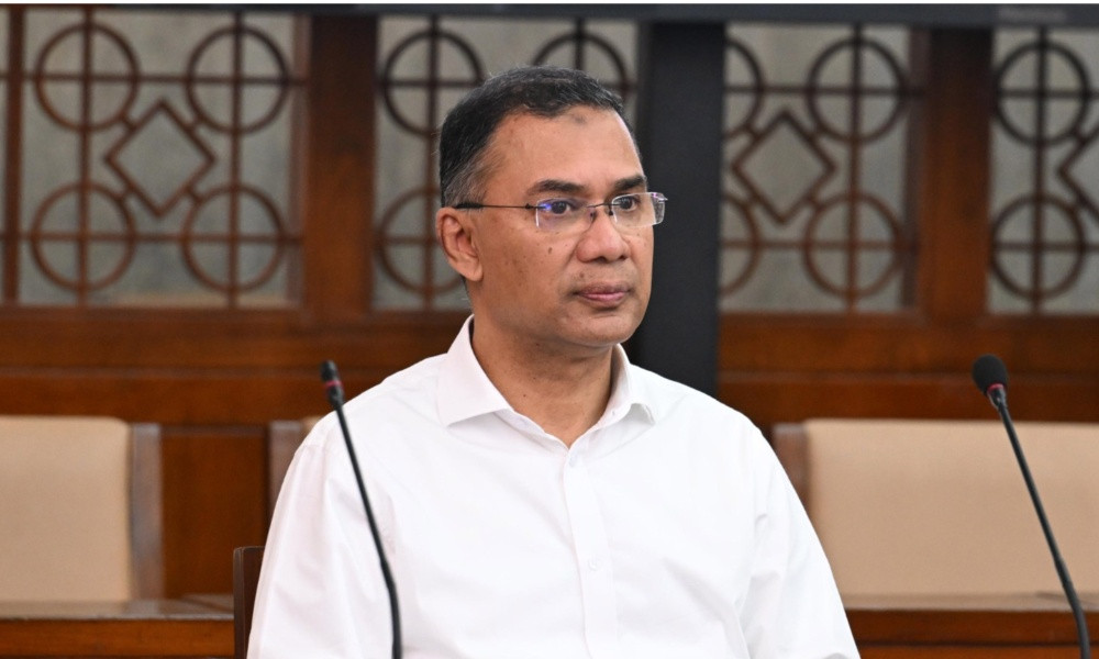 স্বাধীনতা দিবসের আলোচনাসভায় উপস্থিত হয়েছেন প্রধানমন্ত্রী