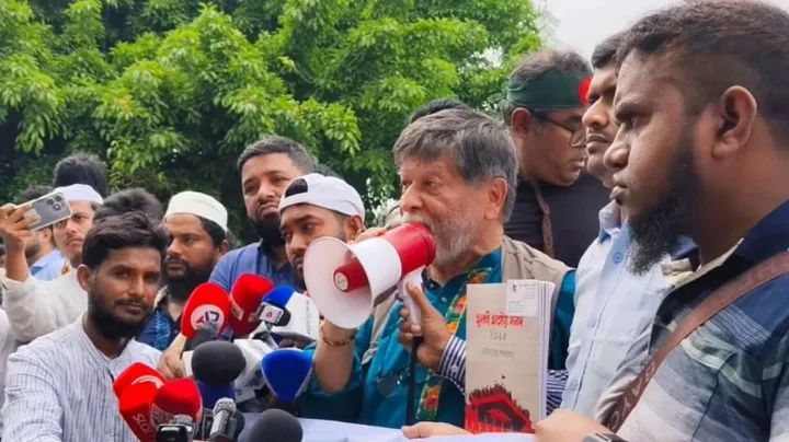 'জনগণের রায়ে গদিতে বসে গণভোটের রায় মানতে টালবাহানা কেন?'