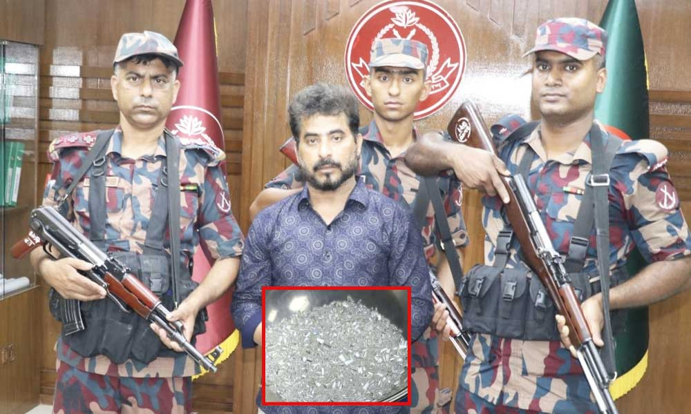 যশোরে ডায়মন্ডসহ ভারতীয় নাগরিক আটক