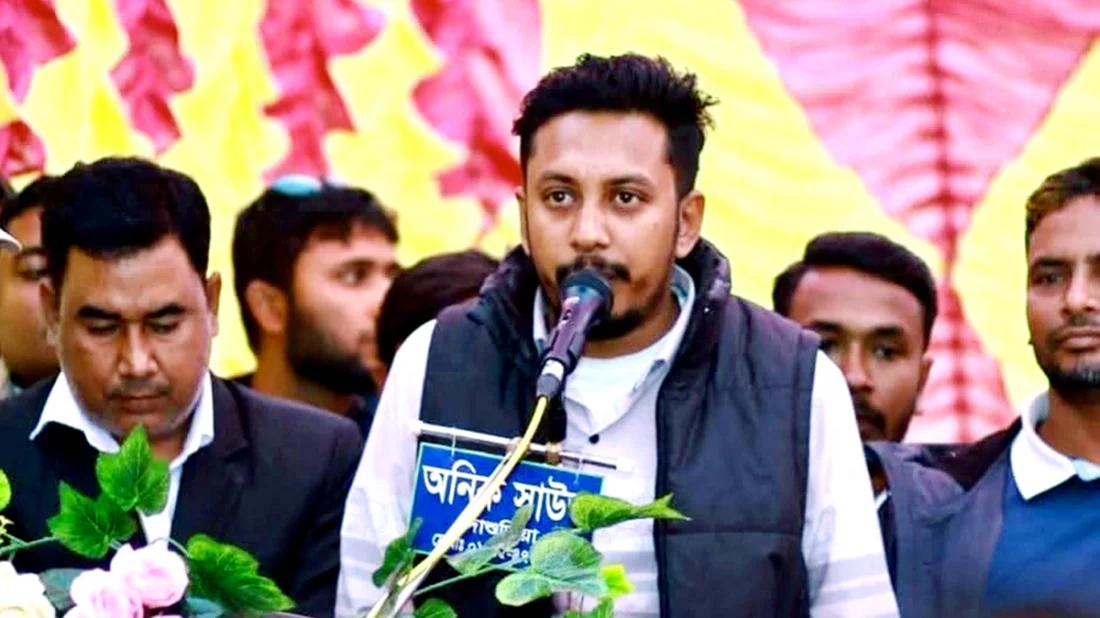 ঈশ্বরদীতে ছাত্রদল নেতাকে গুলি করে ও কুপিয়ে হত্যা