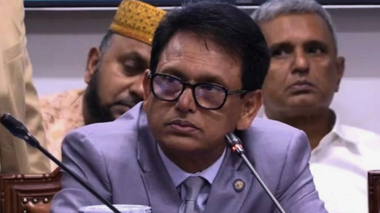 অনলাইন-অফলাইন ক্লাস নিয়ে নতুন তথ্য দিলেন শিক্ষামন্ত্রী