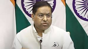 'শেখ হাসিনাকে ফেরত পাঠানোর অনুরোধ পর্যালোচনা করছে ভারত'