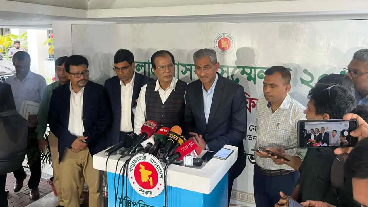 পাঁচ বছরের মধ্যে ২০ হাজার কিমি খাল খনন করা হবে : পানিসম্পদমন্ত্রী-