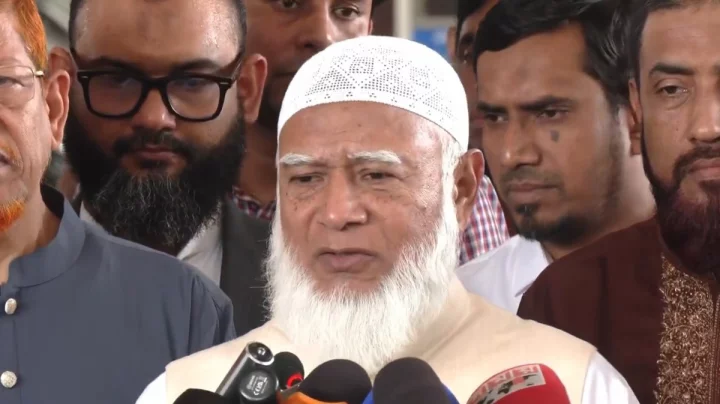সরকার অতিরিক্ত ‘পলিটিসাইজ’ হয়ে গেছে: জামায়াত আমির