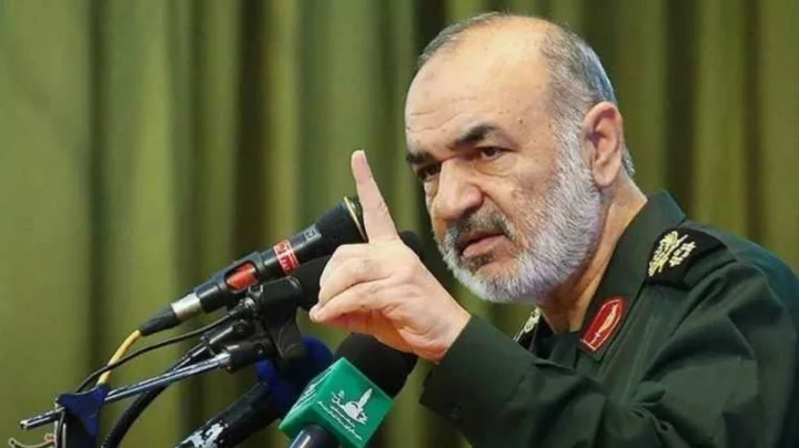 ইরানি জাহাজে হামলা হলেই মধ্যপ্রাচ্যে মার্কিন ঘাঁটিতে পাল্টা আঘাত হবে:আইআরজিসি