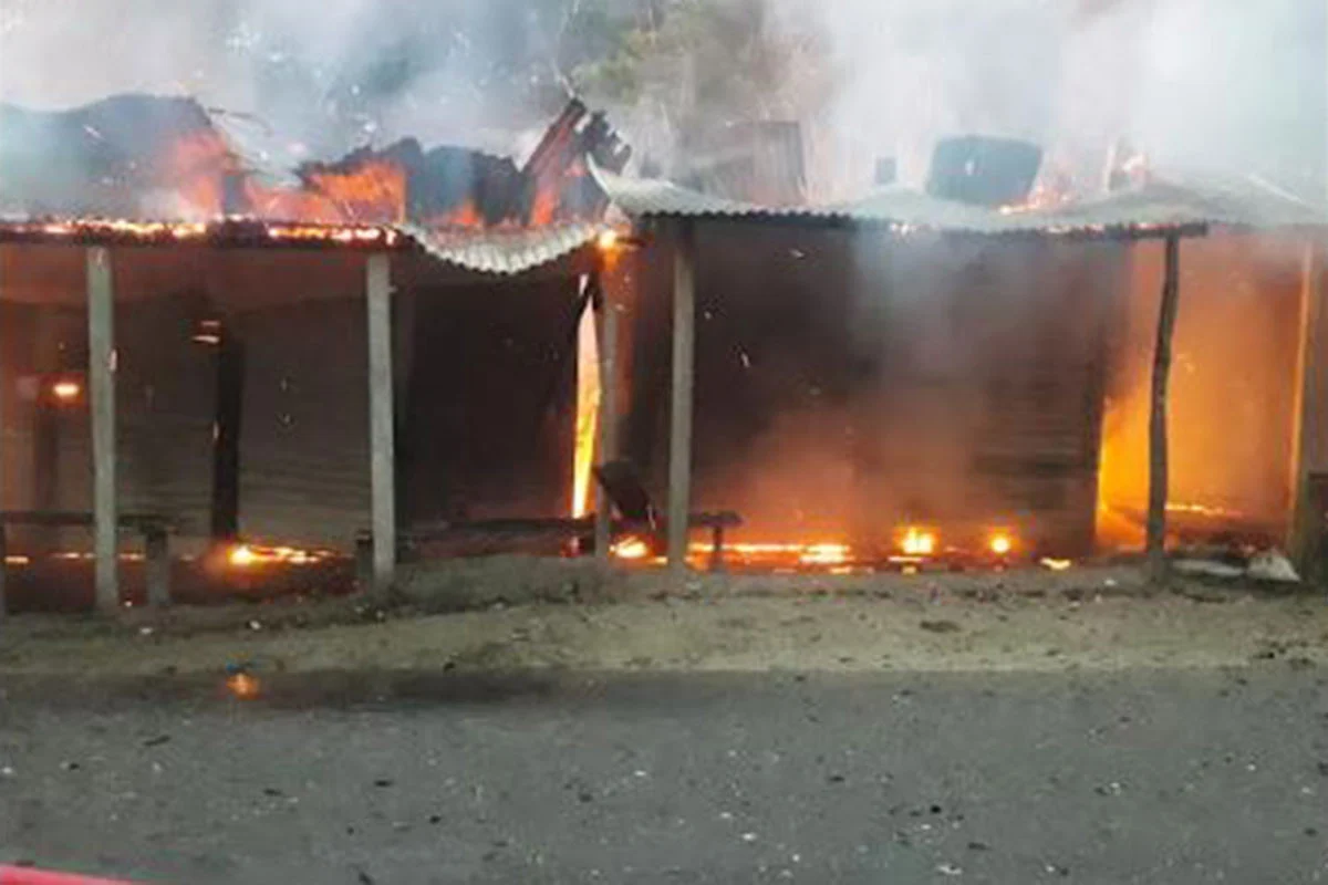 মুন্সীগঞ্জে আগুনে পুড়লো ১০ ব্যবসা প্রতিষ্ঠান