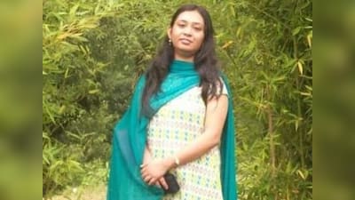নিজ ফ্ল্যাট থেকে বিশ্ববিদ্যালয় শিক্ষিকার রক্তাক্ত লাশ উদ্ধার