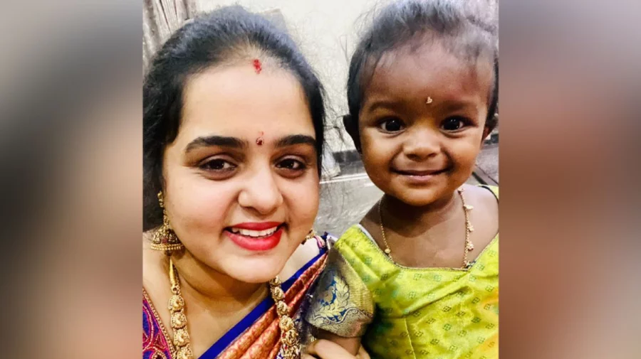 ৫ বছরের মেয়েকে হত্যা করে প্রেমিকের সাথে পালালেন মা