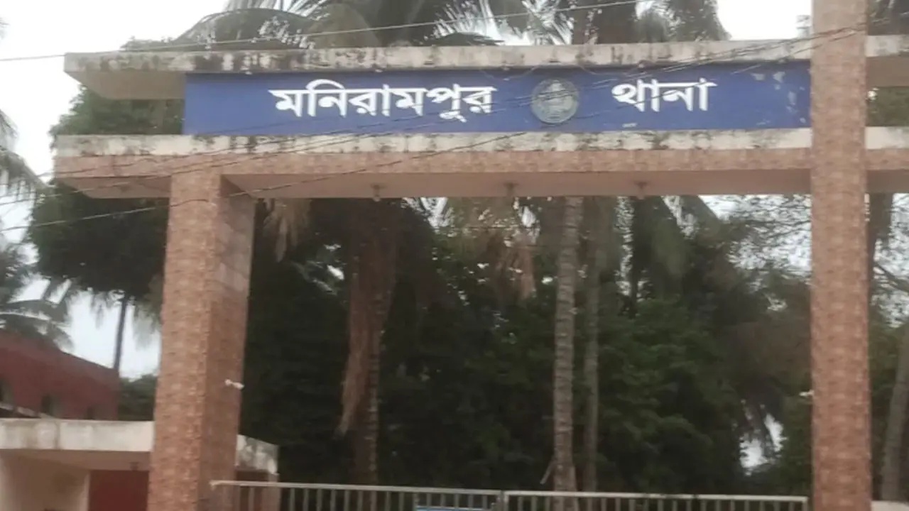 যশোরে নাতনিকে উত্ত্যক্ত করার প্রতিবাদ করায় নানাকে কুপিয়ে খুন
