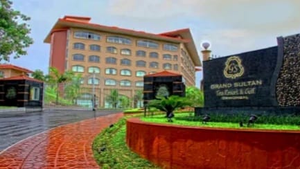 গ্র্যান্ড সুলতানসহ ১৩ প্রতিষ্ঠানকে জরিমানা